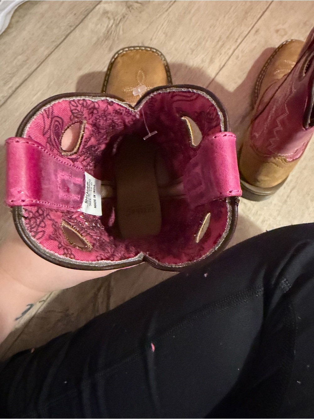 Cowgirl boots - Picture 5 of 10